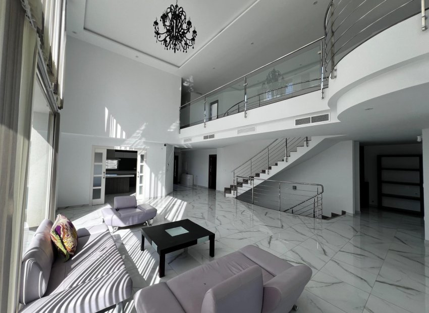Resale - Chalet - Elche Pedanías - Peña las Águilas
