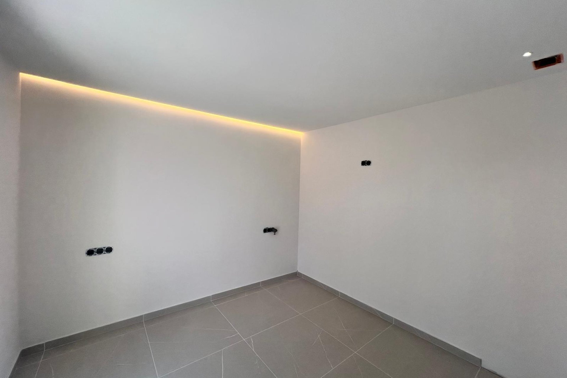 Resale - Chalet - Elche Pedanías - Valverde