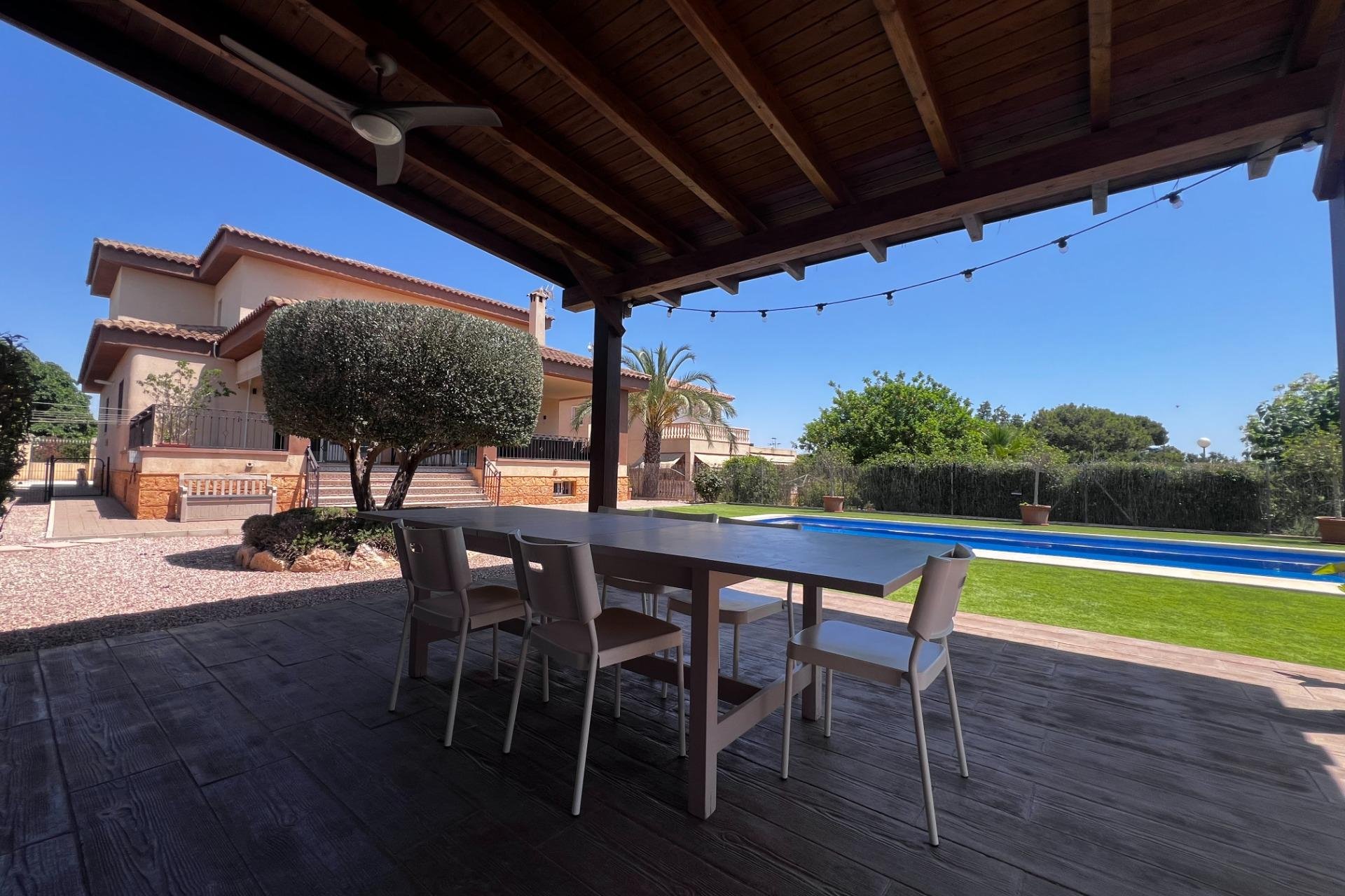 Resale - Chalet - Elche Pedanías - Valverde