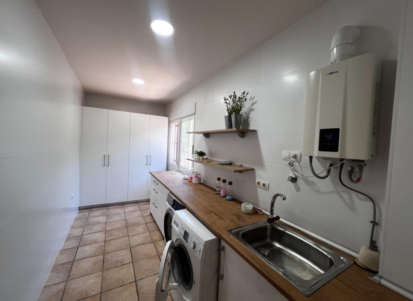 Resale - Chalet - Elche Pedanías - Valverde