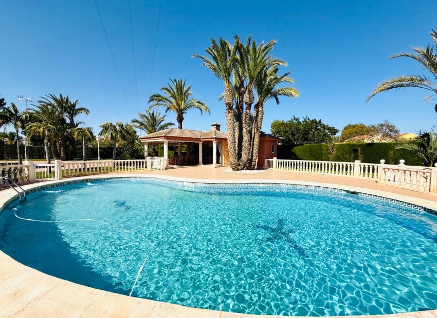 Resale - Chalet - Elche Pedanías - Valverde