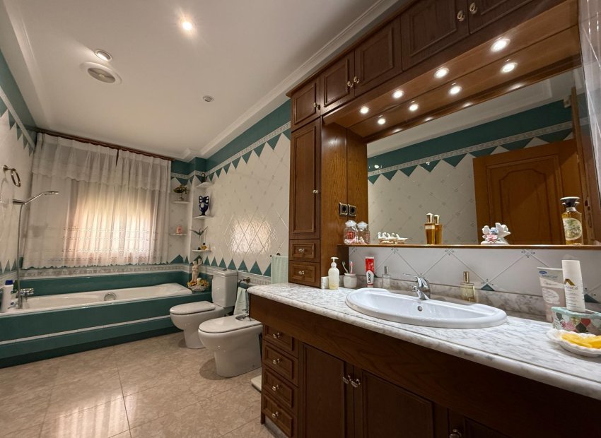 Resale - Chalet - Elche Pedanías - Valverde