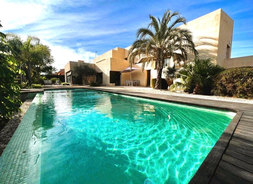 Resale - Chalet - Elche Pedanías - Valverde