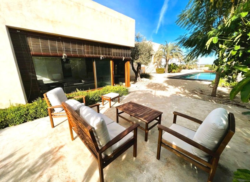 Resale - Chalet - Elche Pedanías - Valverde