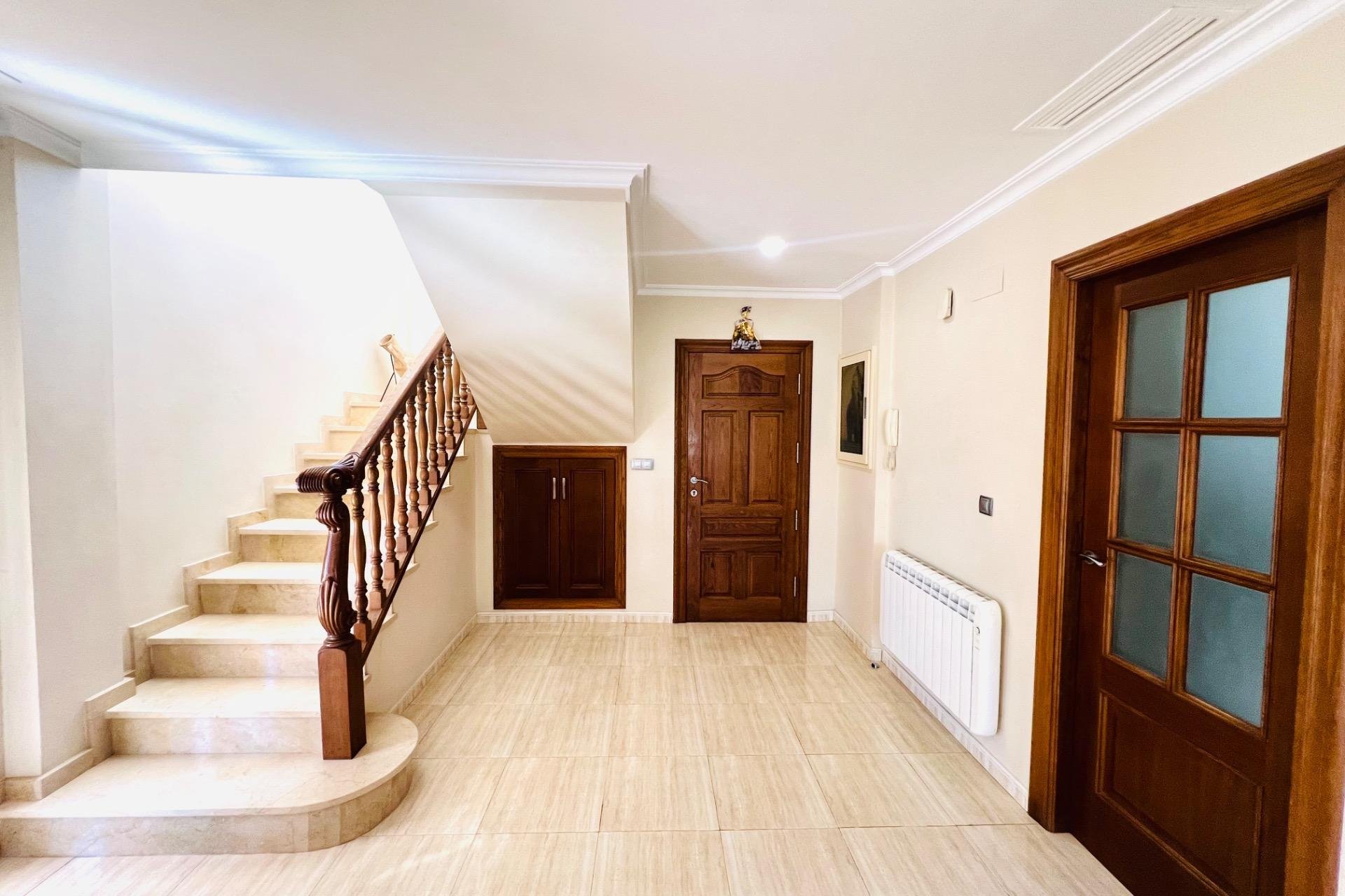 Resale - Chalet - Elche Pedanías - Valverde