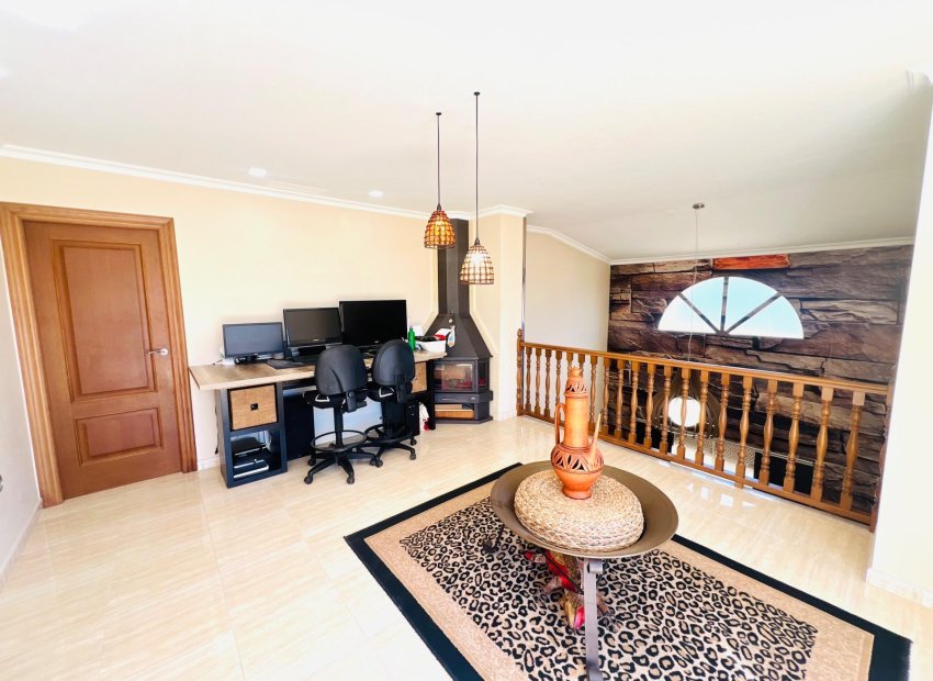 Resale - Chalet - Elche Pedanías - Valverde