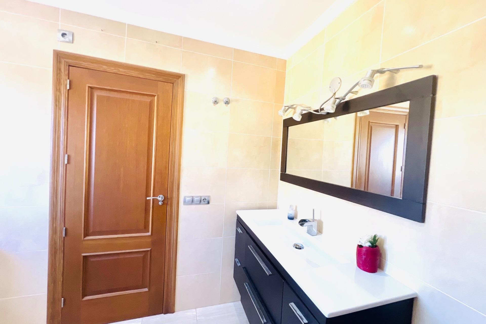 Resale - Chalet - Elche Pedanías - Valverde