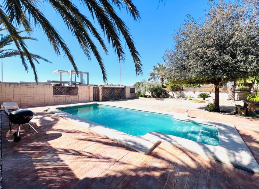 Resale - Chalet - Elche Pedanías - Valverde