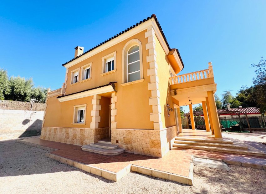 Resale - Chalet - Elche Pedanías - Valverde