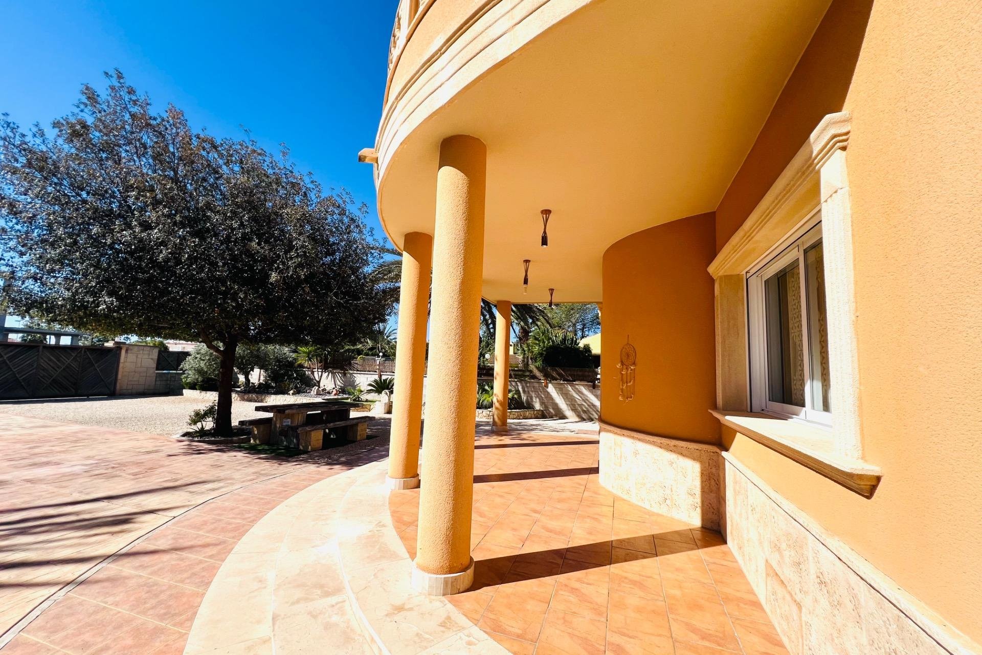 Resale - Chalet - Elche Pedanías - Valverde