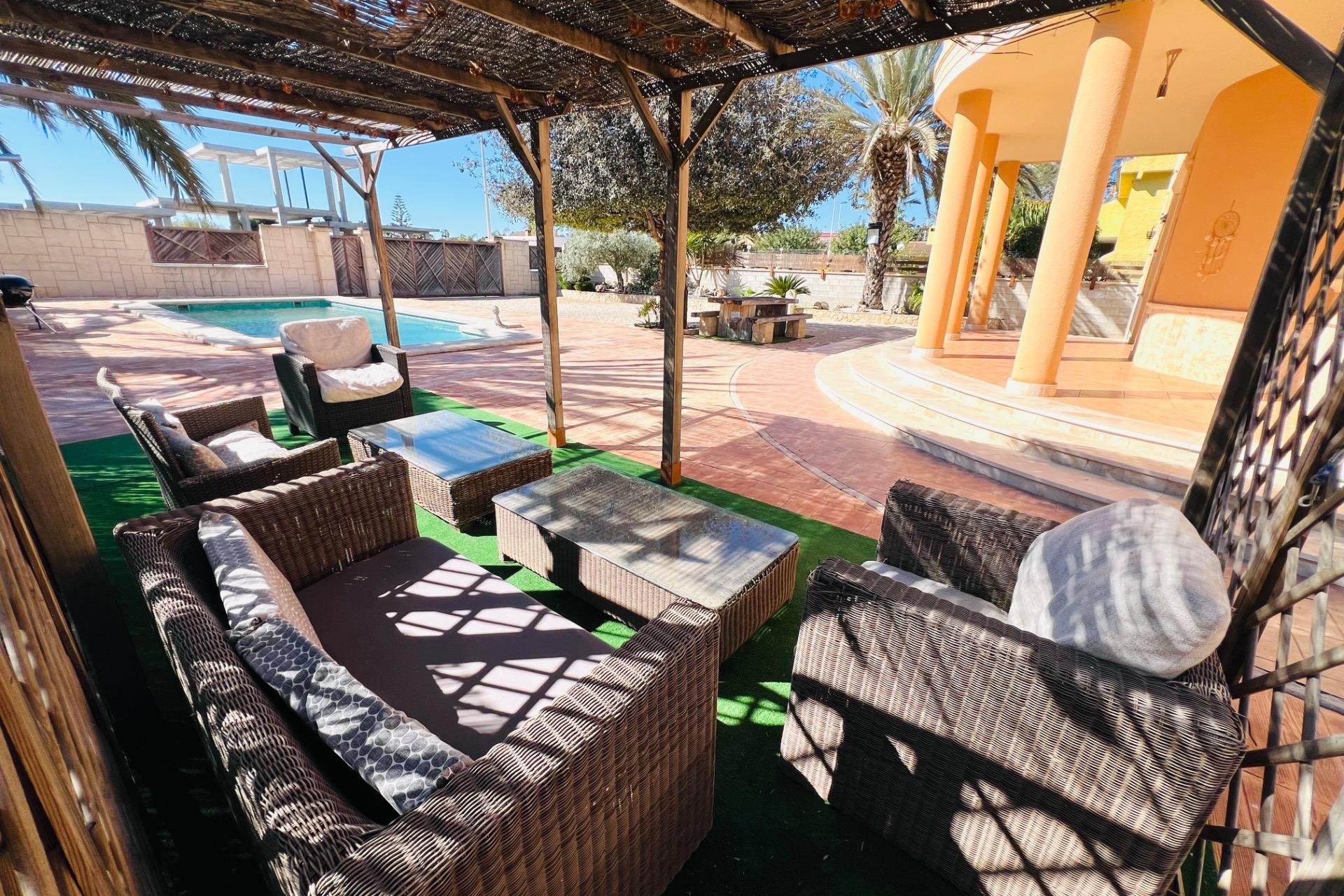 Resale - Chalet - Elche Pedanías - Valverde