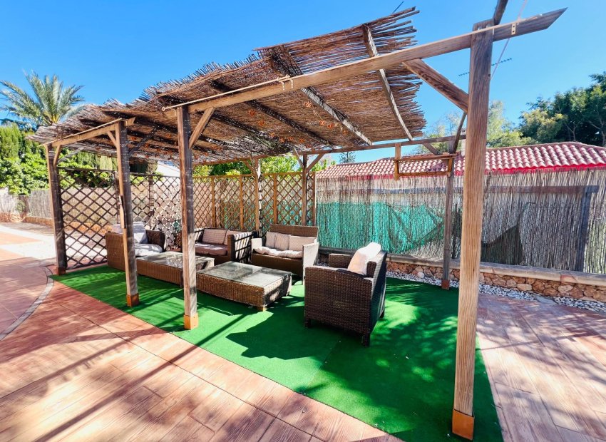 Resale - Chalet - Elche Pedanías - Valverde