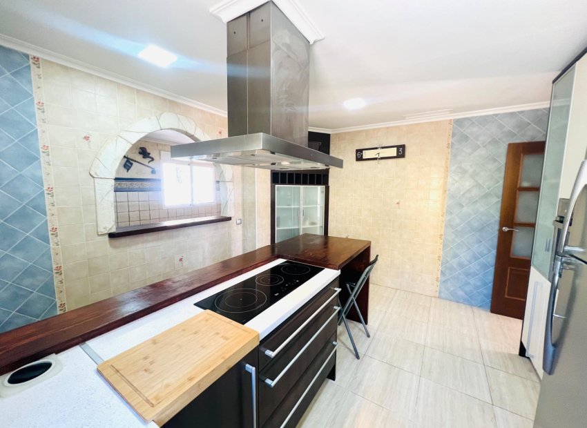 Resale - Chalet - Elche Pedanías - Valverde