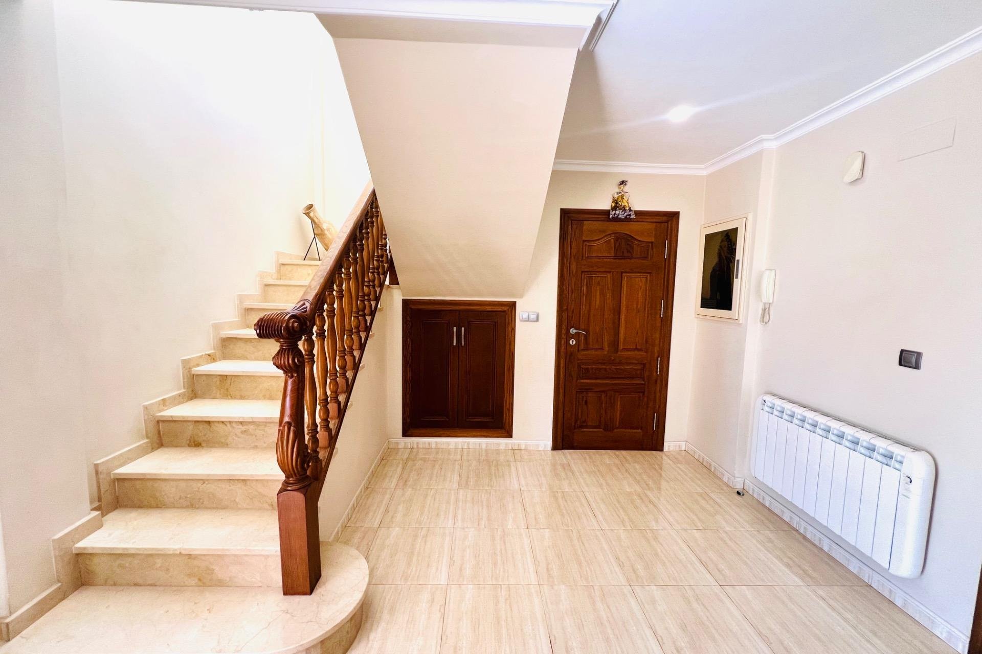 Resale - Chalet - Elche Pedanías - Valverde