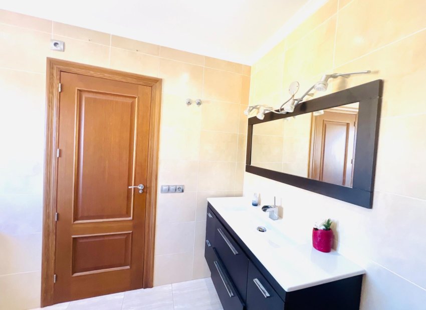Resale - Chalet - Elche Pedanías - Valverde