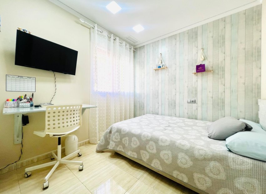 Resale - Chalet - Elche Pedanías - Valverde