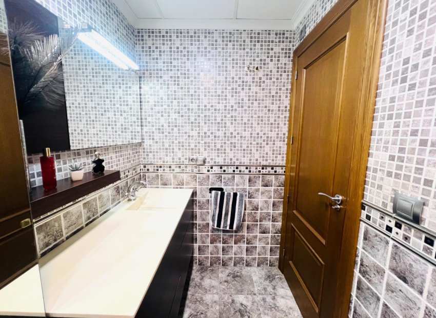 Resale - Chalet - Elche Pedanías - Valverde