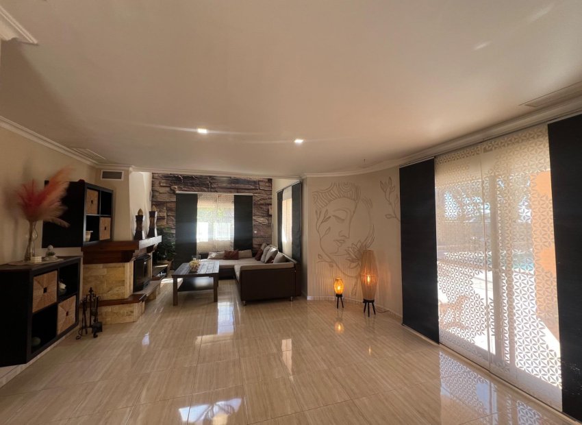 Resale - Chalet - Elche Pedanías - Valverde