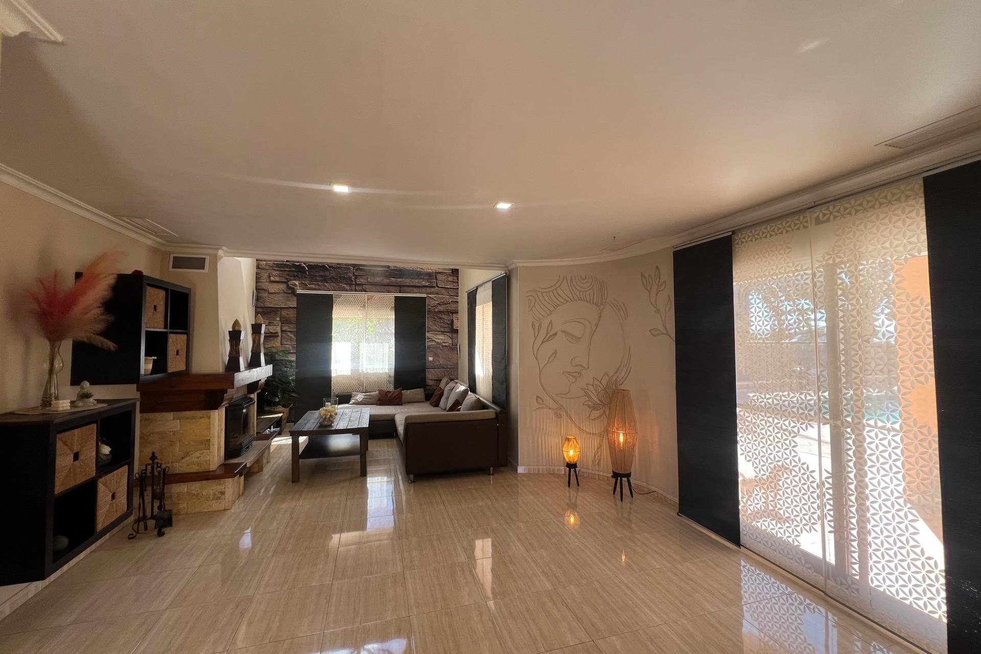 Resale - Chalet - Elche Pedanías - Valverde