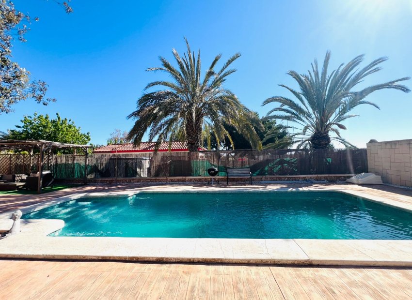 Resale - Chalet - Elche Pedanías - Valverde