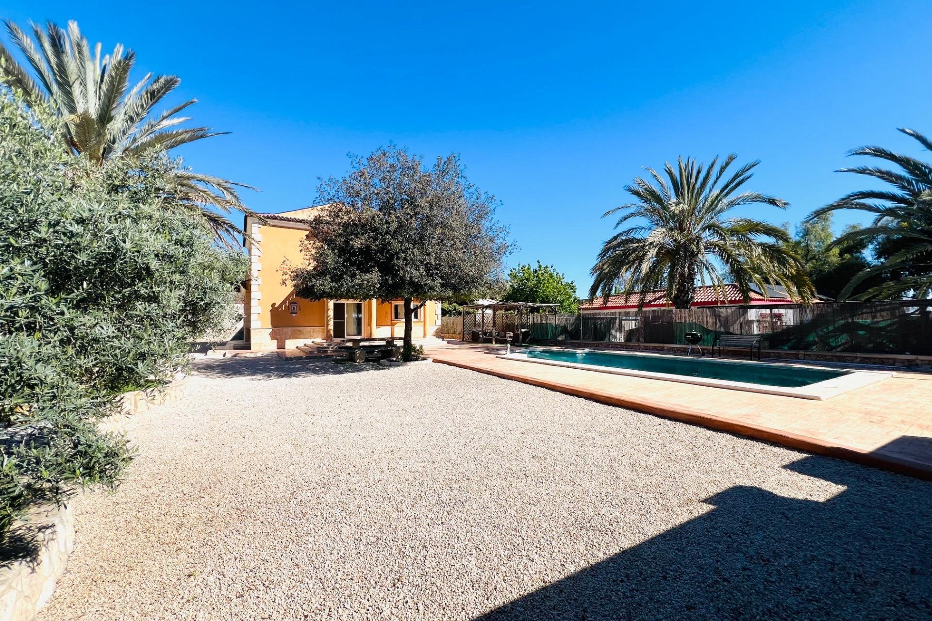 Resale - Chalet - Elche Pedanías - Valverde