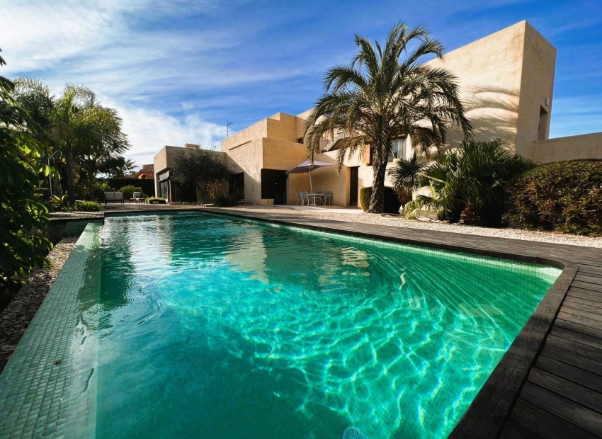 Resale - Chalet - Elche Pedanías - Valverde