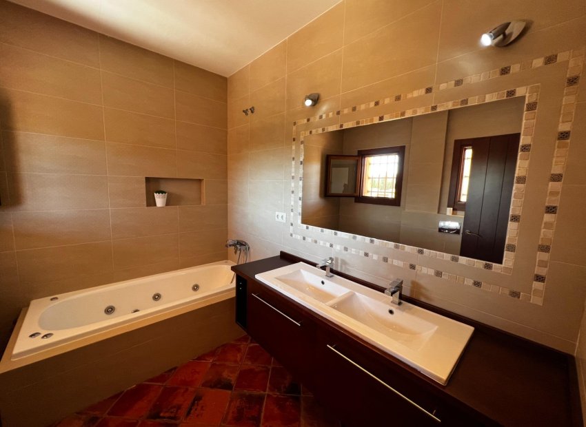 Resale - Chalet - Elche Pedanías - Valverde