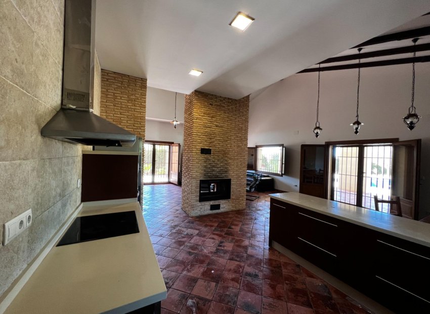 Resale - Chalet - Elche Pedanías - Valverde