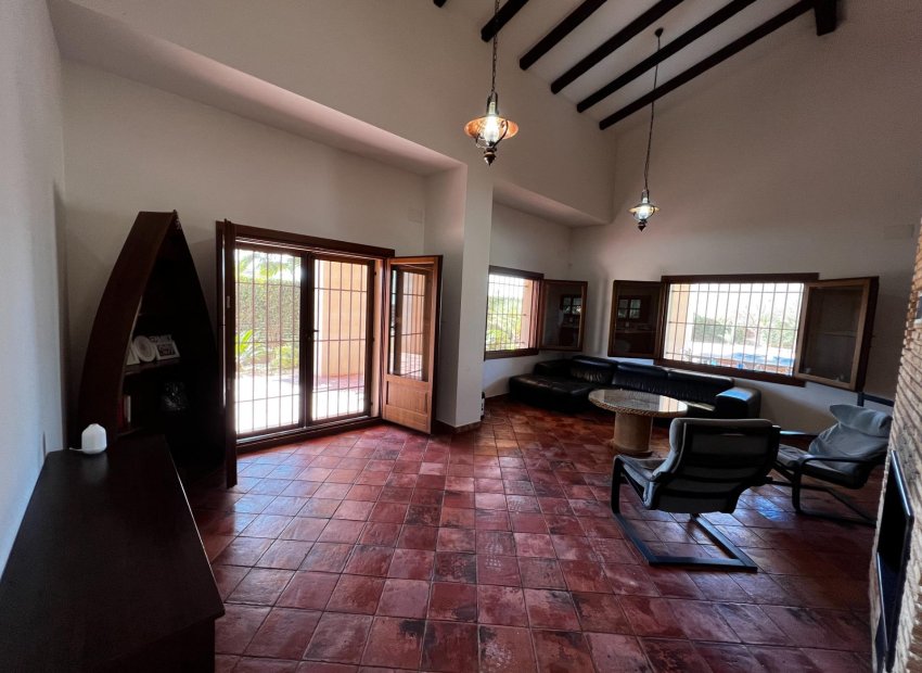 Resale - Chalet - Elche Pedanías - Valverde