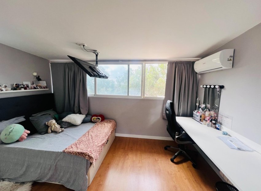 Resale - Chalet - Gran alacant - Avda. mediterraneo