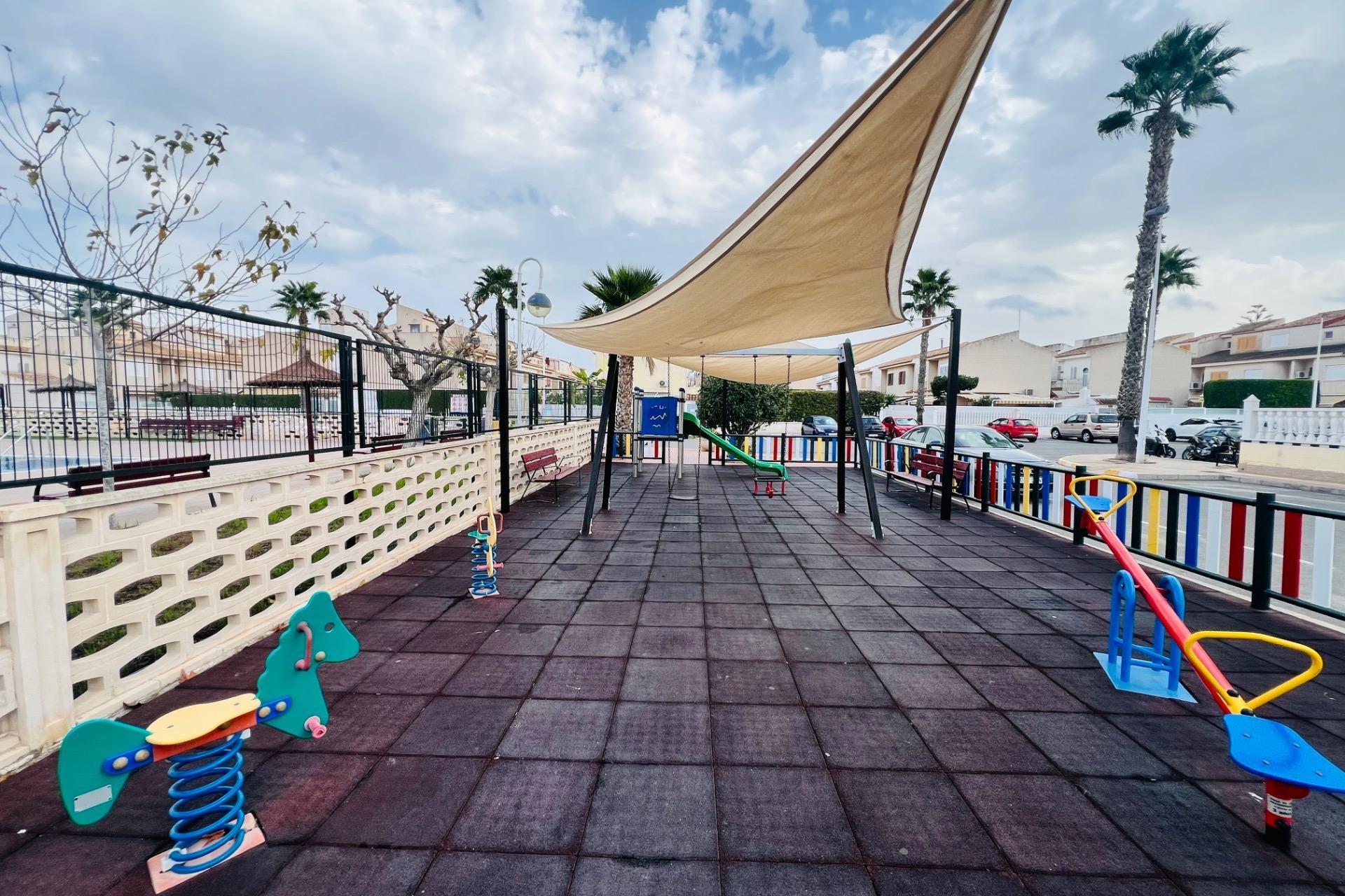 Resale - Chalet - Gran alacant - Avda. mediterraneo