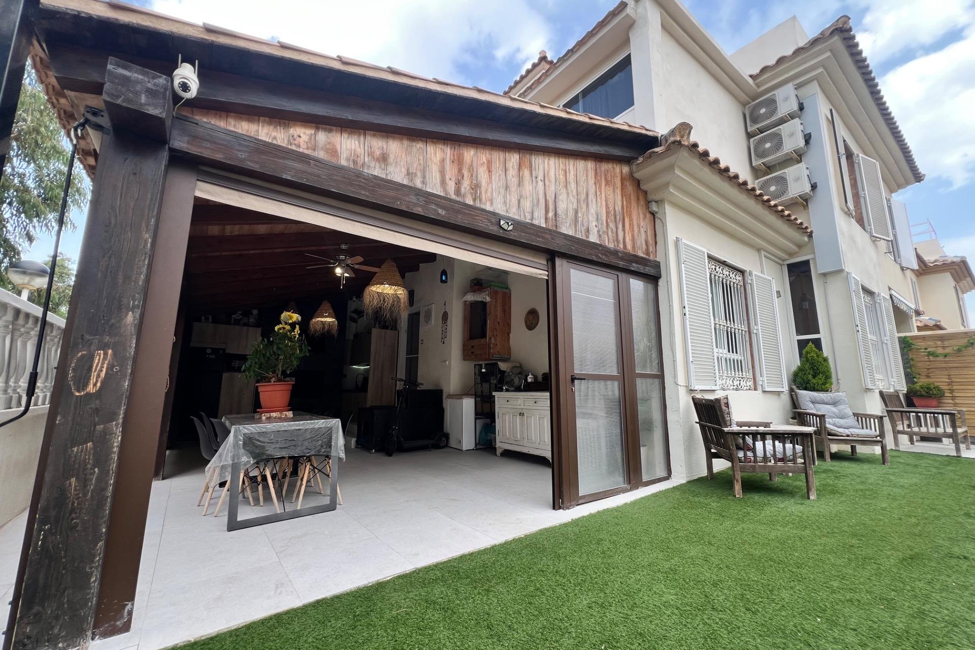 Resale - Chalet - Gran alacant - Avda. mediterraneo