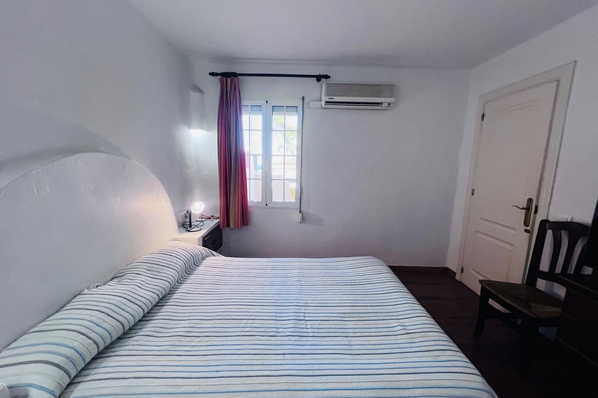 Resale - Chalet - Gran alacant - Avda. noruega