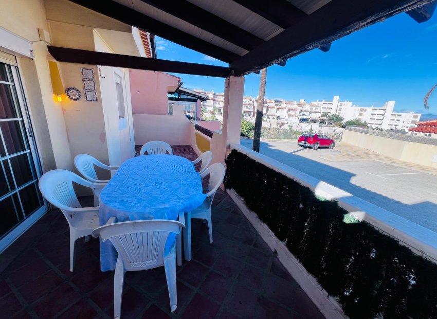 Resale - Chalet - Gran alacant - Avda. noruega