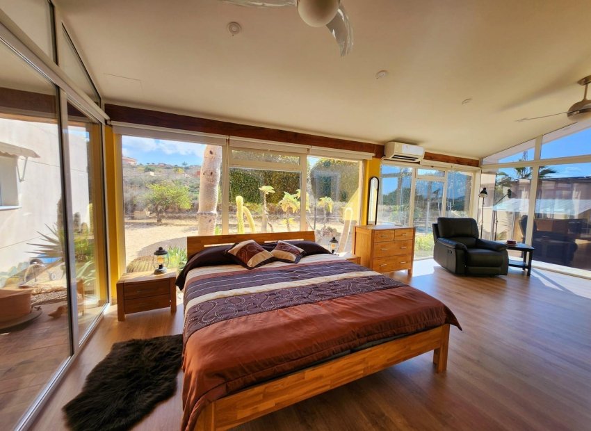 Resale - Chalet - Jacarilla