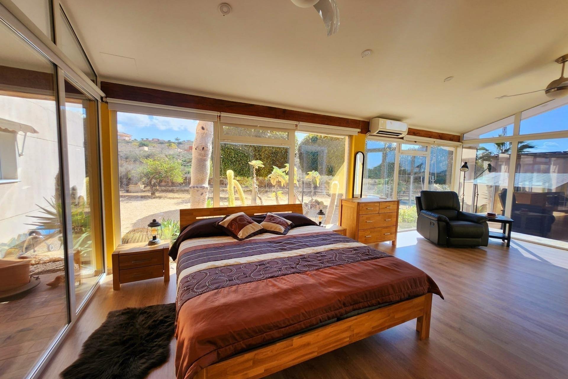 Resale - Chalet - Jacarilla