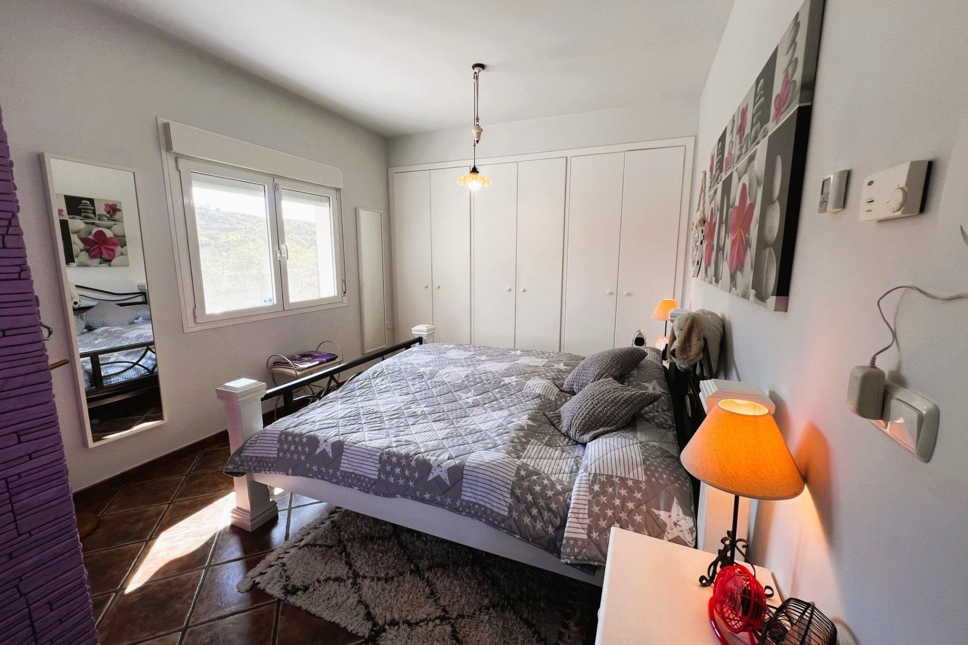 Resale - Chalet - Jacarilla