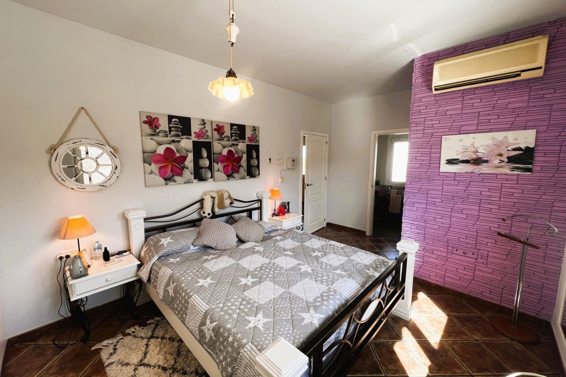 Resale - Chalet - Jacarilla