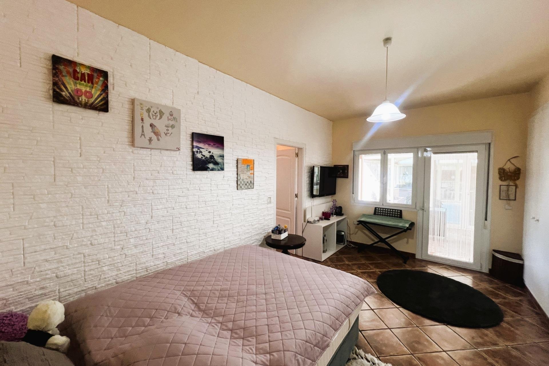 Resale - Chalet - Jacarilla