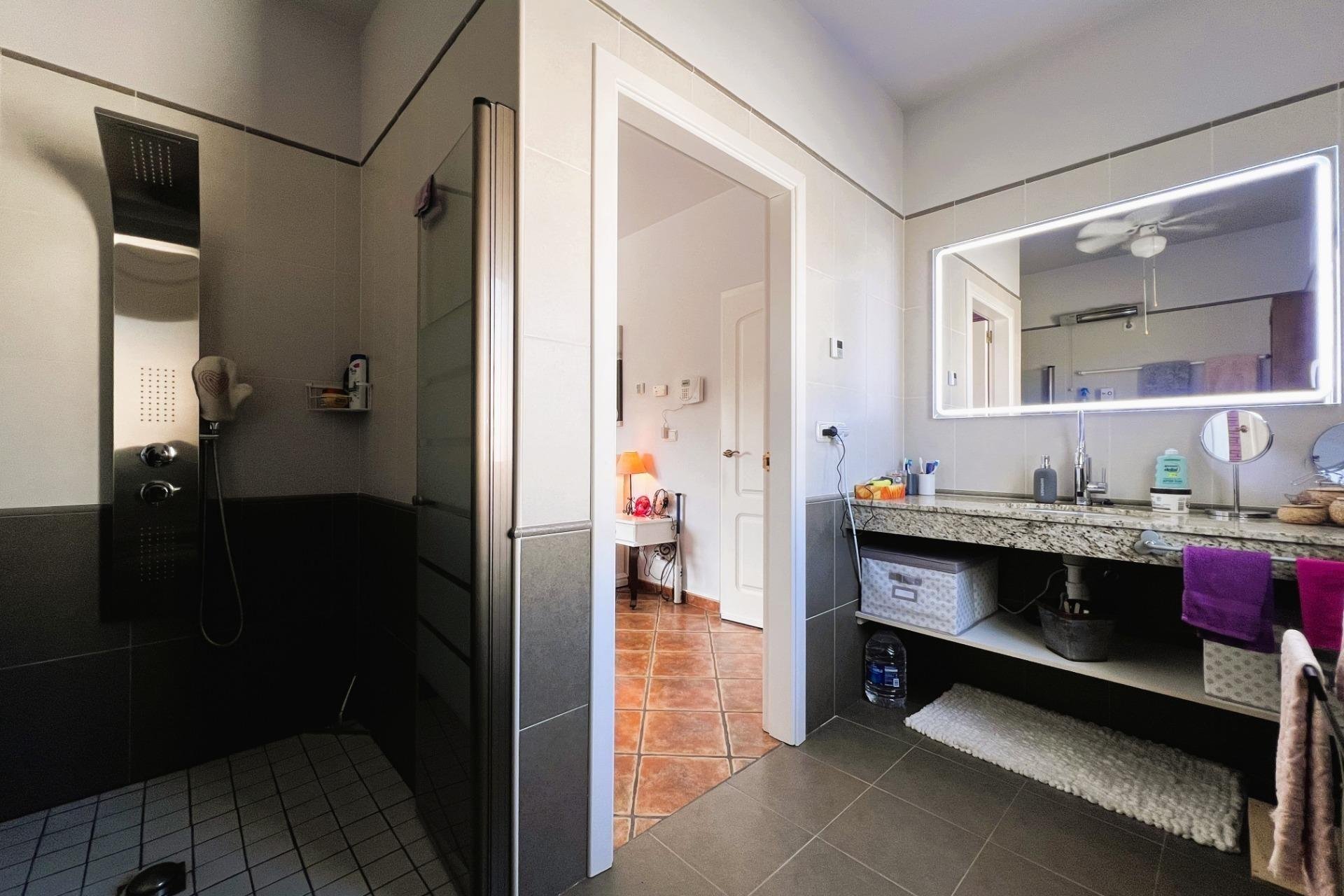 Resale - Chalet - Jacarilla
