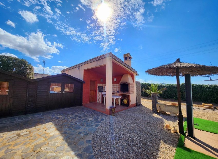 Resale - Chalet - Jacarilla