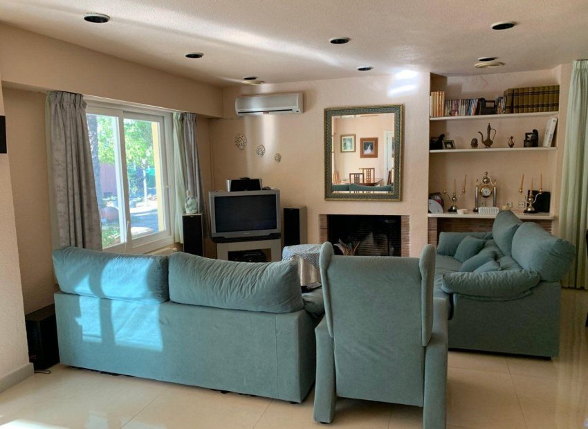 Resale - Chalet - Matola - Algoda-Matola-Llano de San José