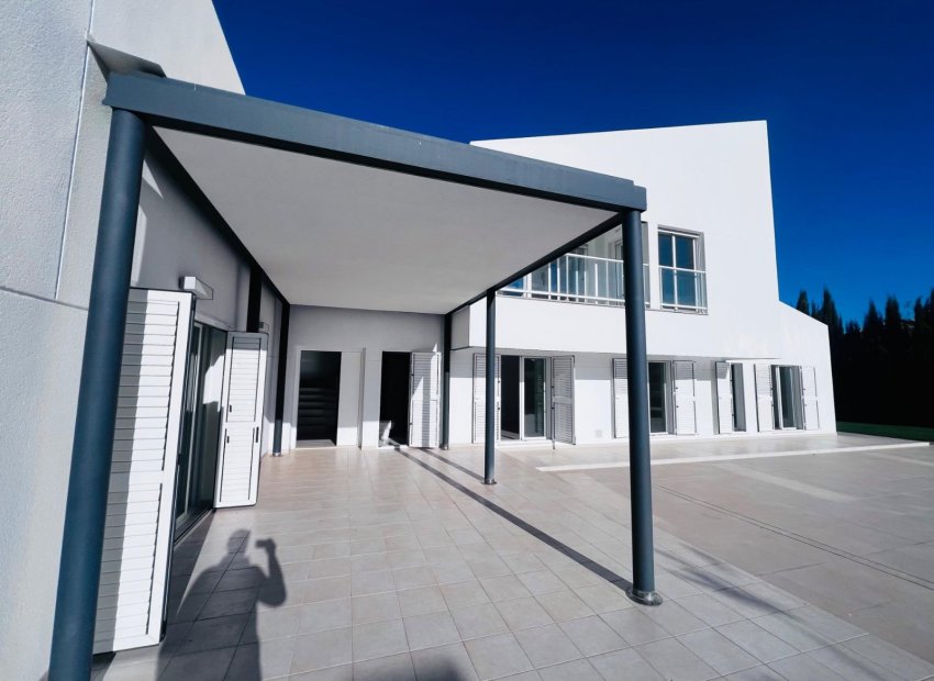 Resale - Chalet - Monforte del Cid