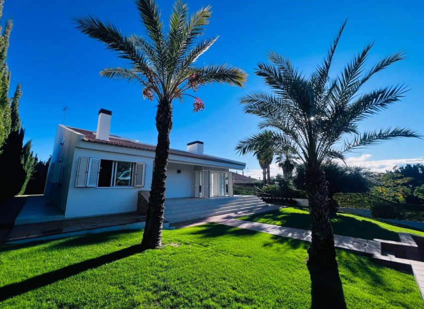 Resale - Chalet - Monforte del Cid