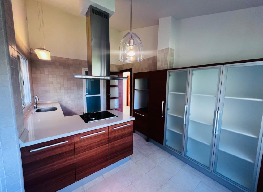 Resale - Chalet - Monforte del Cid