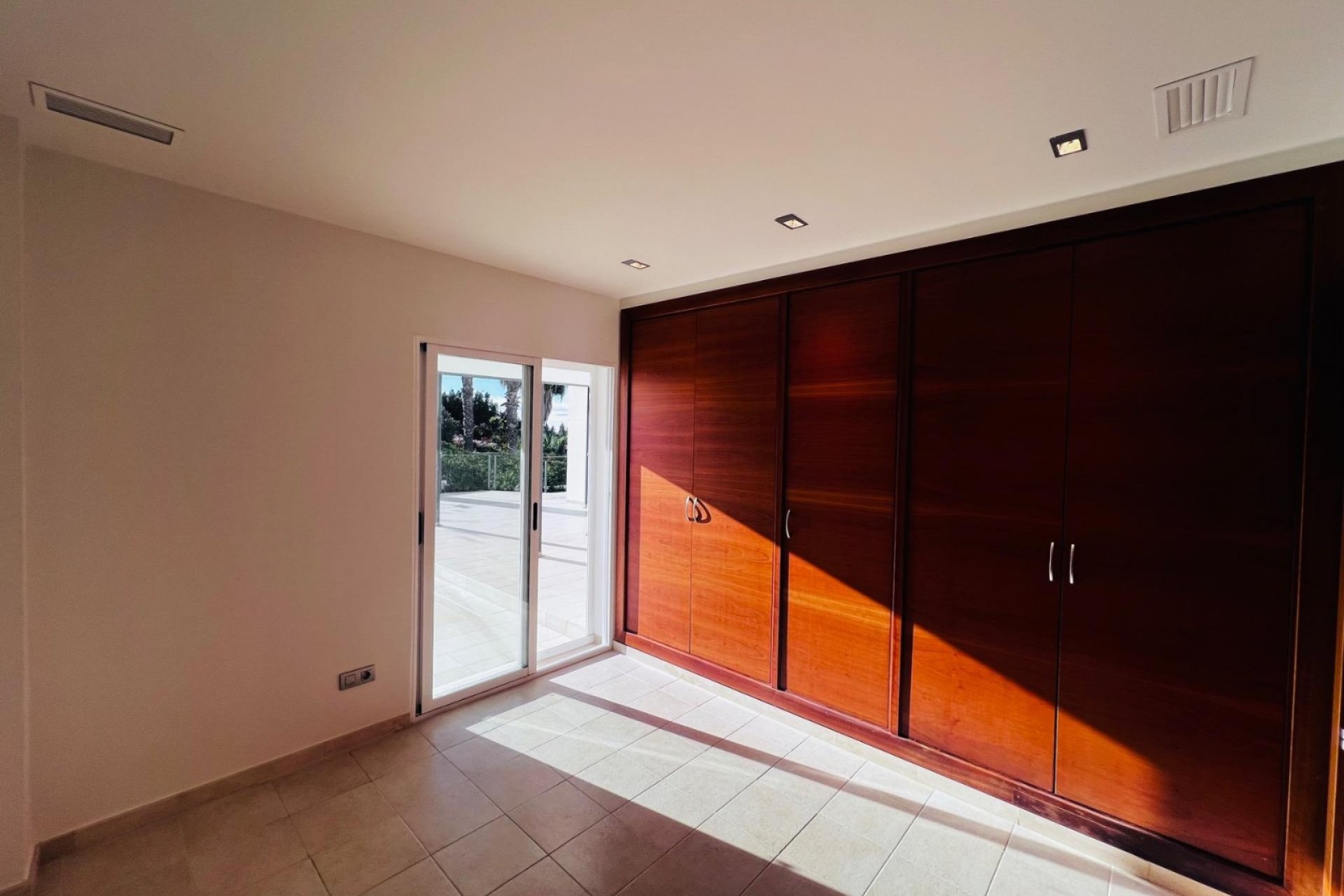 Resale - Chalet - Monforte del Cid