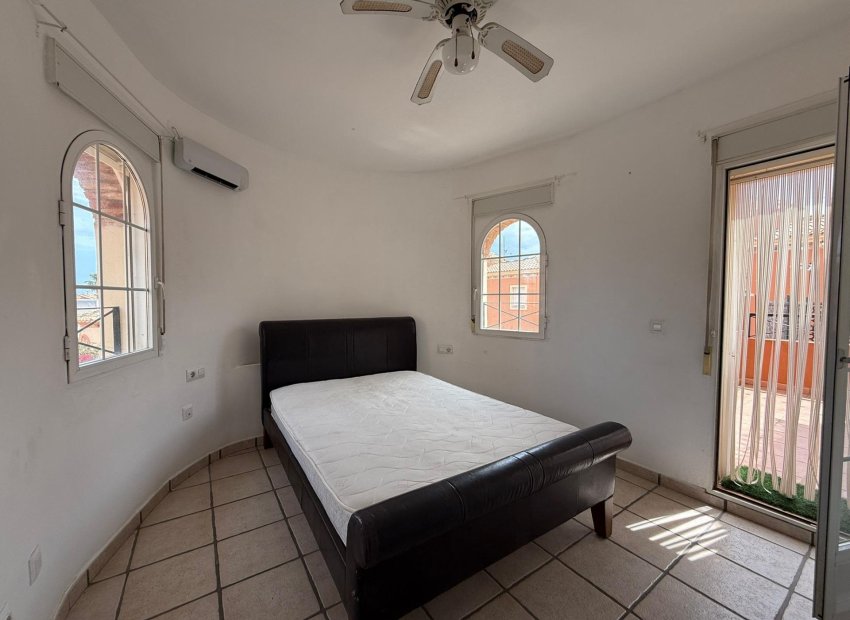 Resale - Chalet - Orihuela Costa - Playa Flamenca