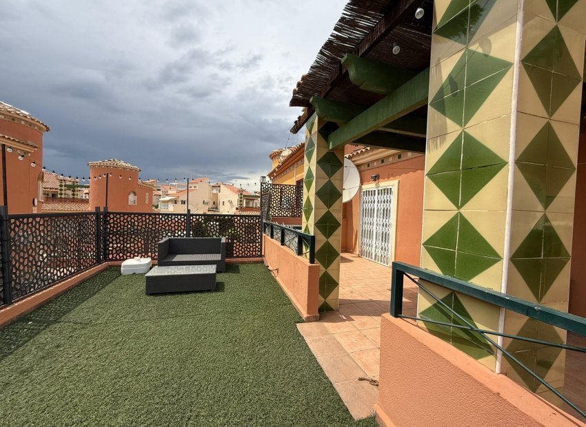 Resale - Chalet - Orihuela Costa - Playa Flamenca