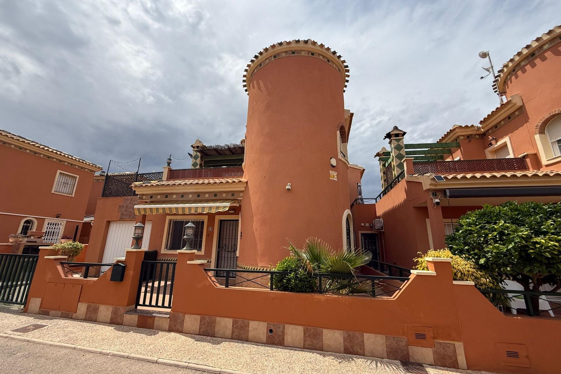 Resale - Chalet - Orihuela Costa - Playa Flamenca