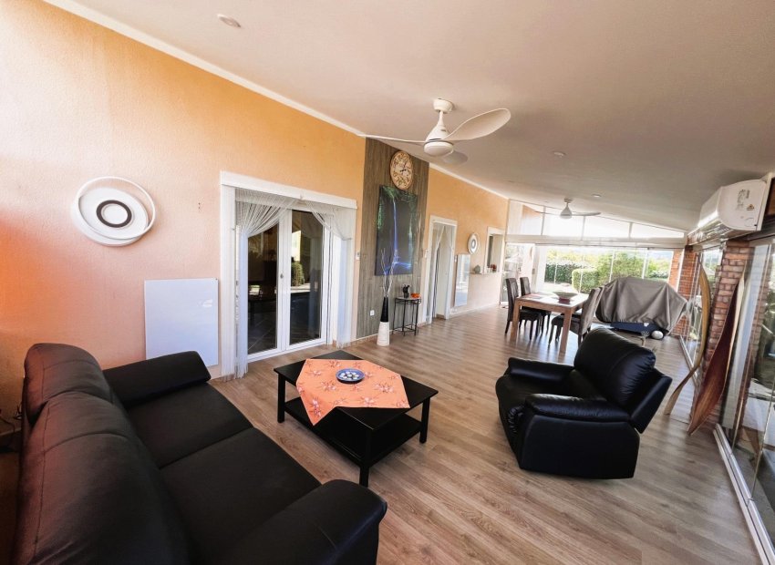 Resale - Chalet - Orihuela - Molins-Campaneta-San Bartolomé